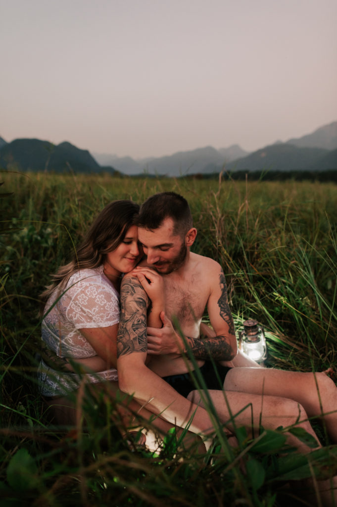 Pitt Lake Cheeky Couples Photoshoot | Fraser Valley Boudoir Photographer The Cheeky Club